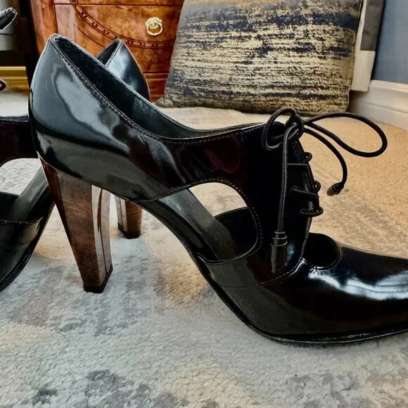 Stuart Weitzman Black Patent Leather T Strap Oxford Wood Heels - Picture 7 of 14